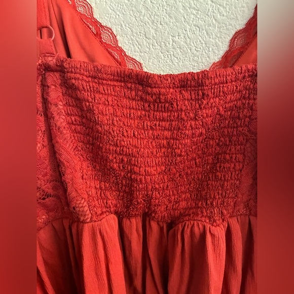 Torrid Ruffled Smocked Lace Babydoll
Spaghetti Strap Crinkle Gauze Tank Top 1 - Picture 9 of 11